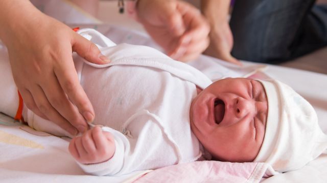Comment Prevenir Le Syndrome Du Bebe Secoue Mamanpourlavie Com