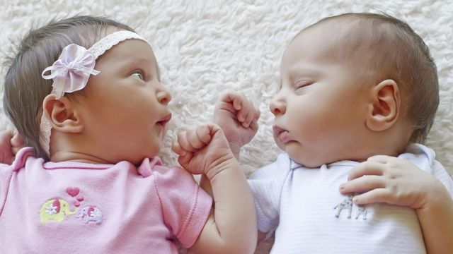 Comment Aider Les Jumeaux A Synchroniser Leurs Nuits